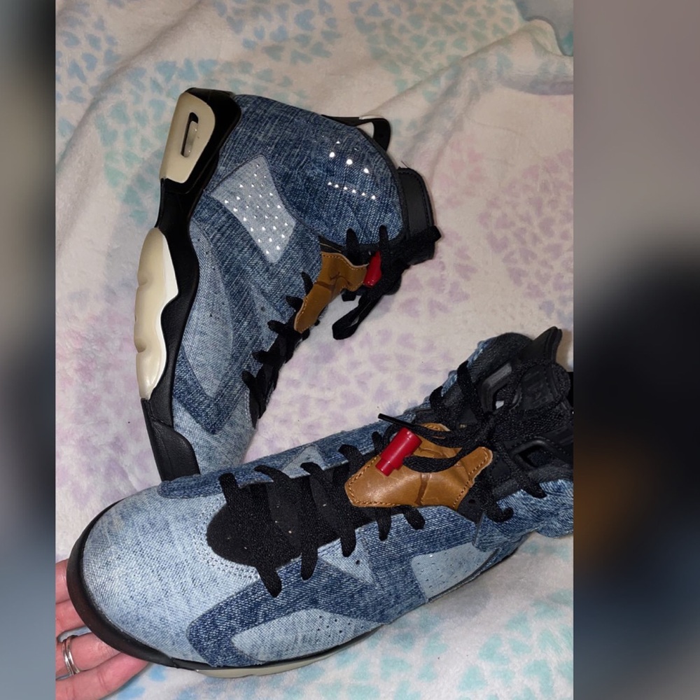 Air Jordan 6 Retro Denim